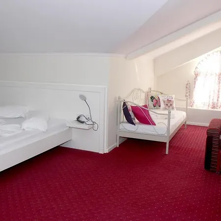 Duraku 4* Sarandë