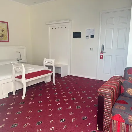Duraku 4* Sarandë