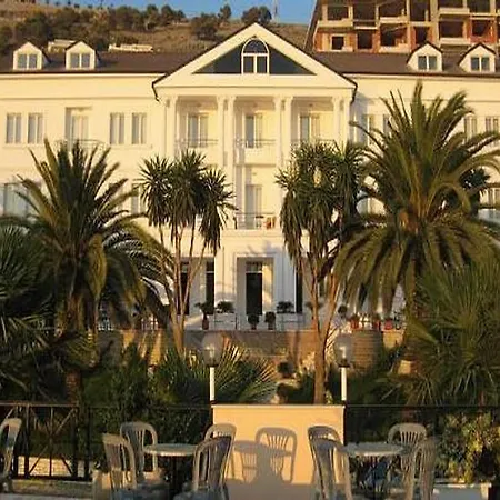 Duraku Hotel