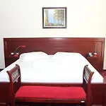 ホテル Duraku Sarandë