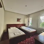 Duraku 4*