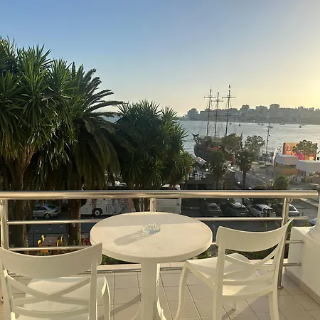 호텔 Duraku Sarandë